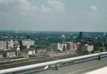 22766 Overzicht vanaf het Holiday Inn Hotel (Jaarbeursplein 24) te Utrecht, uit het westen.